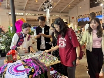 早安砚山 | ＂一带一路＂媒体参访团走进砚山 聚焦绿色铝业与中医康养发展