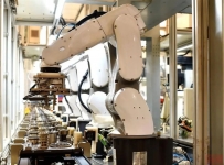 被加征100%关税 国外客户也要坚持进口 中航精机上半年出口额逆势增长16%